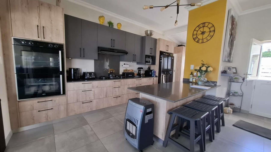 3 Bedroom Property for Sale in Witsand Western Cape